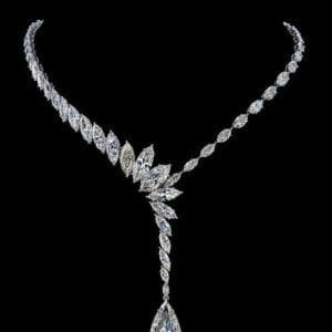 VELNYRA celeste drop crystle necklace